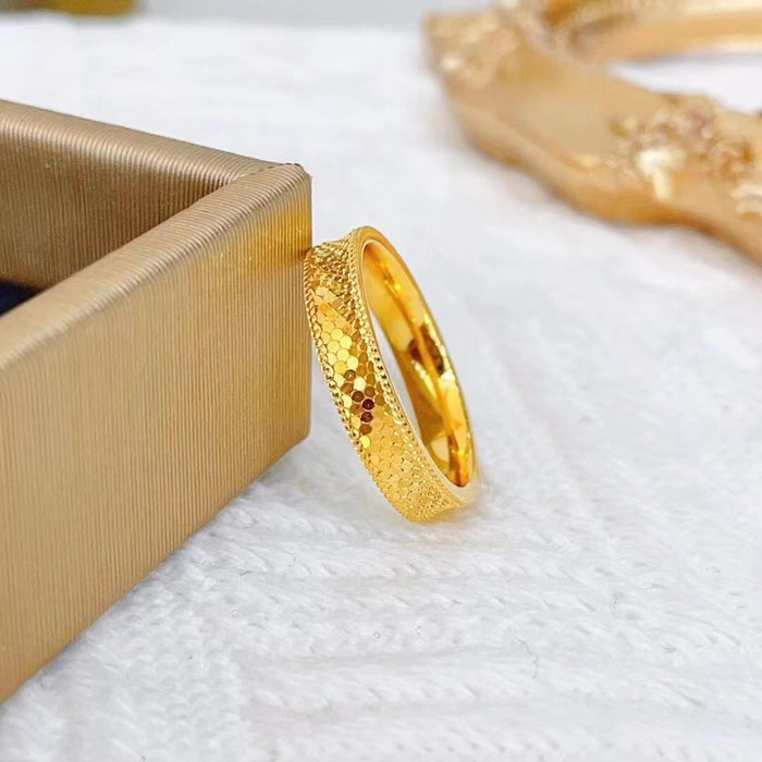 Wholesale titanium steel 18K gold-plated fish scale glossy couple rings