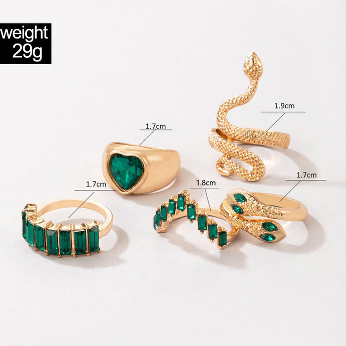 Juego de anillos con piedras preciosas verdes y corazón de serpiente: 5 anillos elegantes