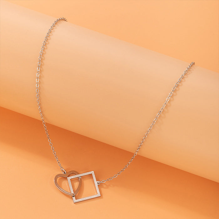 Collar con colgante de aleación con forma de corazón y cuadrado geométrico: capa única, simple y elegante