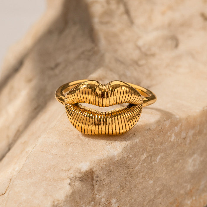 18K Gold Stainless Steel Serpent-Style Ring with Wave Pattern