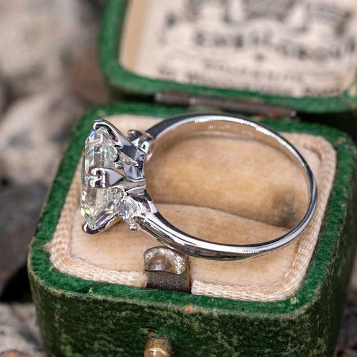 Anillo de diamantes de simulación retro para mujer, adecuado para dedos cortos y gruesos.