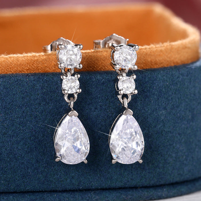 Small fresh teardrop earrings with pear-shaped zircon earrings