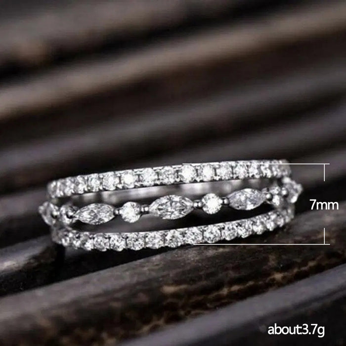 Hollow zircon ring for women simple and fashionable design