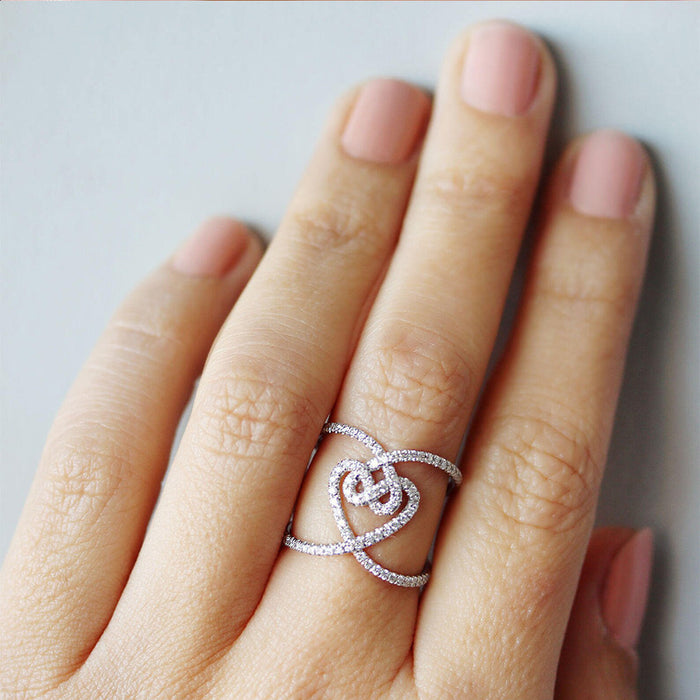 Personalized exaggerated index finger ring, three-dimensional geometric heart-shaped ring