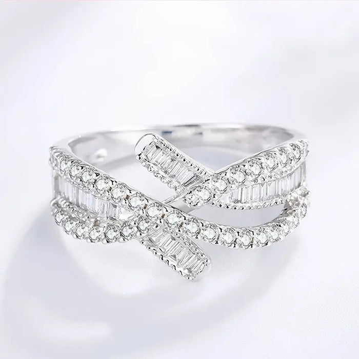 Shining wedding ring swing arm line design bride ceremony ring