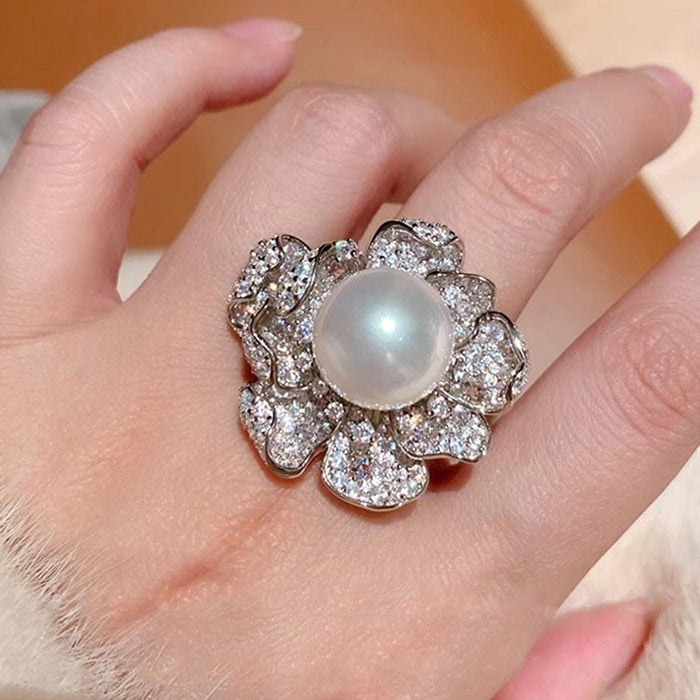 Zircon flower micro-inlaid zircon ring for women, Chanel light luxury style