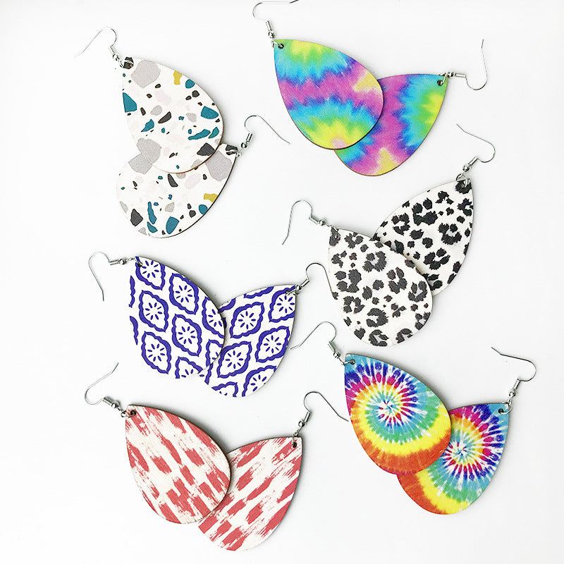 Pendientes de madera de colores
