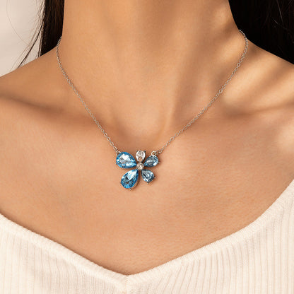 Colorful Rhinestone Flower Pendant Necklace - Geometric Single Layer