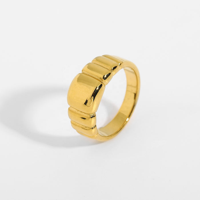 Exquisite 18K Gold Plated Stainless Steel Ring with Braided Design