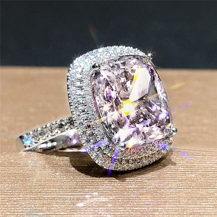 Anillo cuadrado con micropavé de diamantes rosas