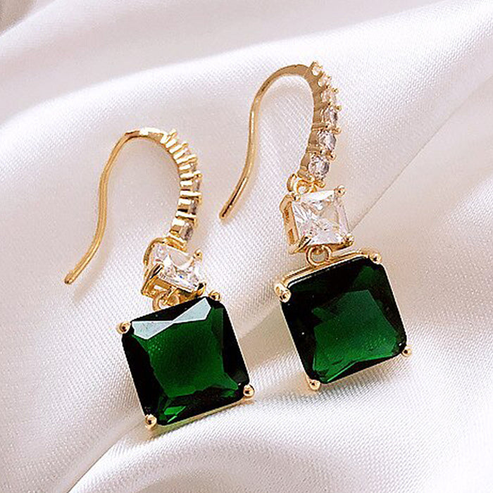 AAA teardrop zircon earrings, elegant and simple earrings