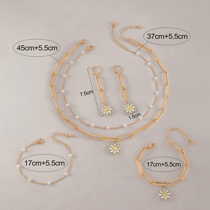 Conjunto de joyas de perlas Daisy: collar, pulsera y pendientes, conjunto de tres piezas