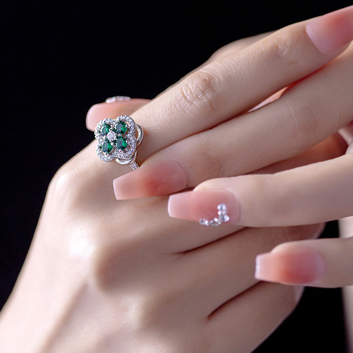 Wholesale copper micro-set green zircon four-leaf clover rotating ring