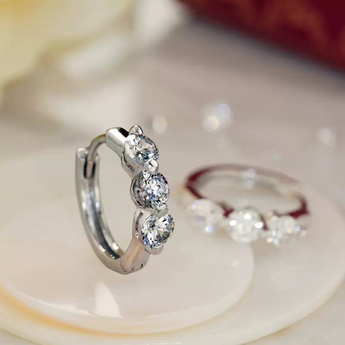 Pendientes de aro sencillos de lujo con imitación de diamantes