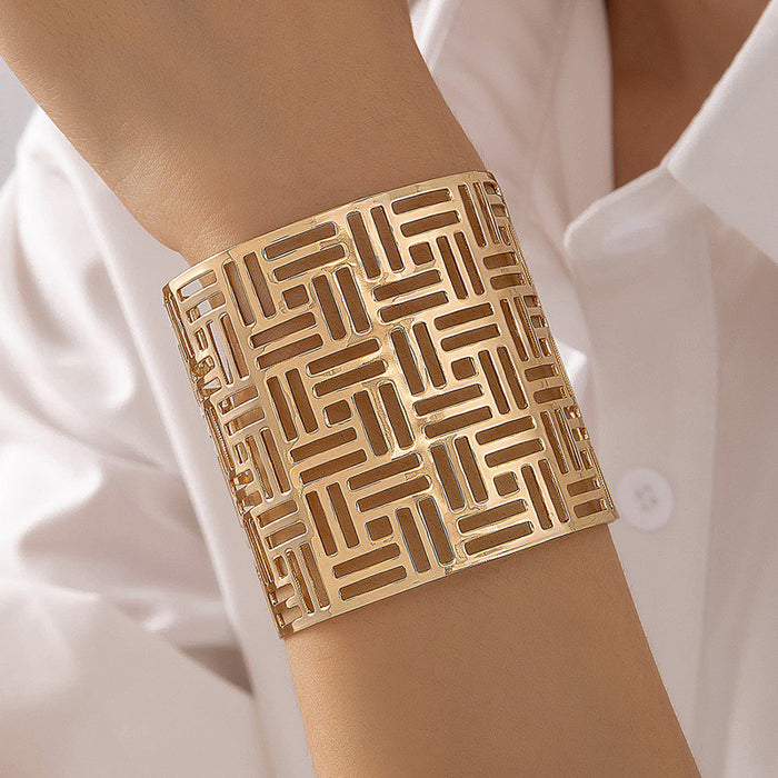 Minimalist Hollowed Square Bracelet Set - Creative Open Cuff Design