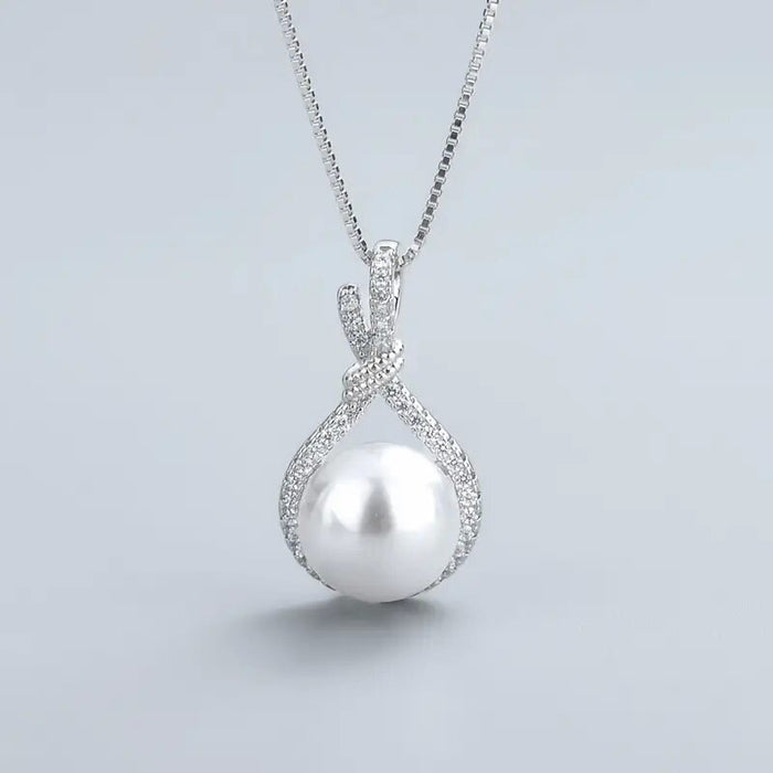 Imitation Pearl Round Hollow Pendant Necklace Classic Women's Necklace