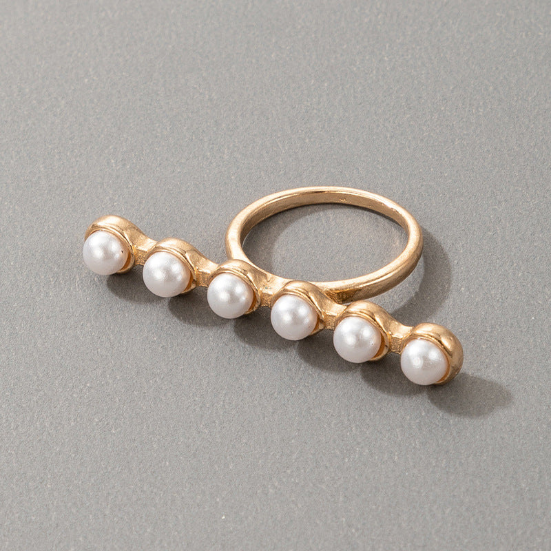 Simple pearl horizontal single ring