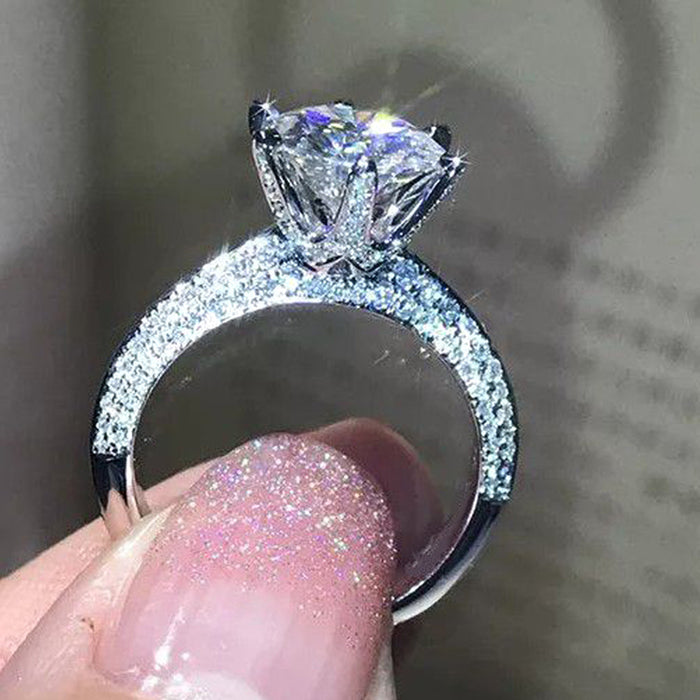 Anillo de bodas con circonitas tachonadas de seis garras Anillo de compromiso para el día de San Valentín