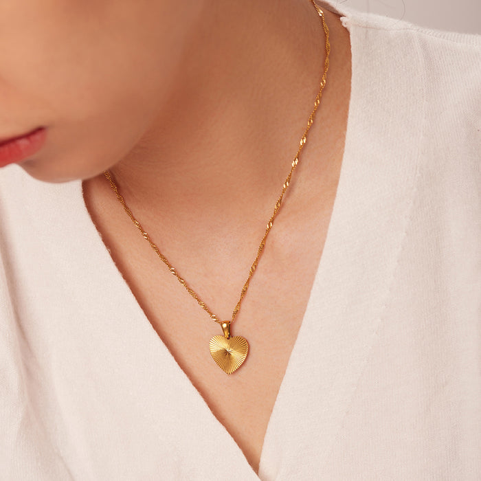 18K Gold-Plated Heart Pendant Necklace with Minimalist Design - Women's Fashion Jewelry