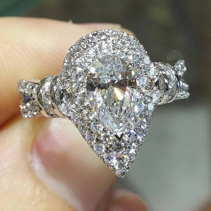 Pear-shaped teardrop micro-inlaid diamond simulated diamond ring