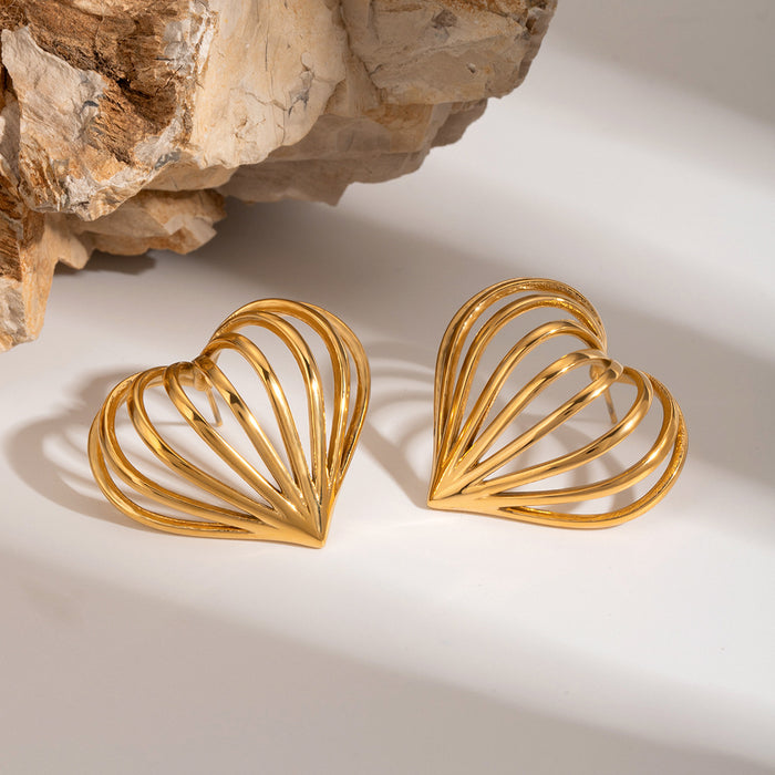 Cross-Border European Stainless Steel Heart Earrings - High-End Gold Titanium Steel Stud Rings