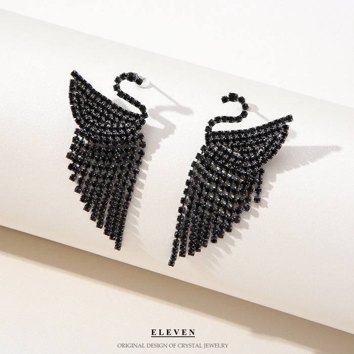 Stylish Winged Black Swan Earrings - Sparkling Rhinestone Dangles for a Trendy Look