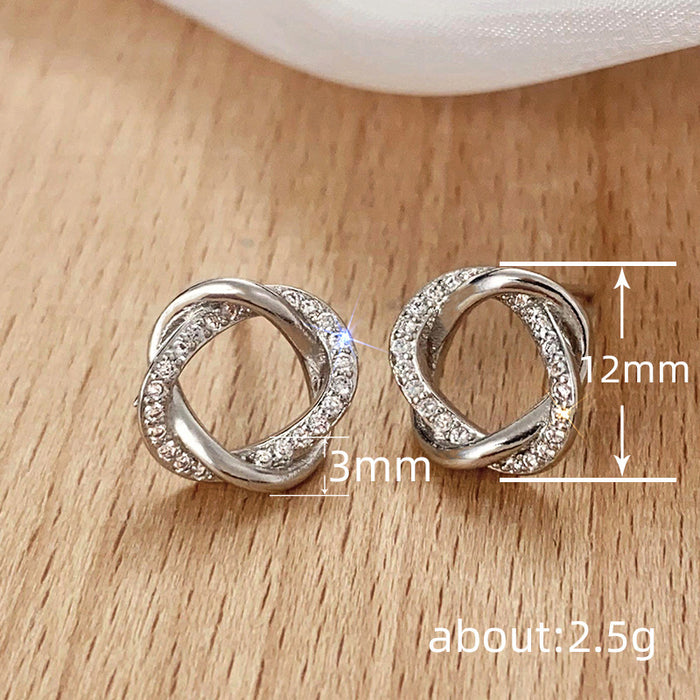 Leaf-shaped earrings, simple design, fashionable and daily matching earrings