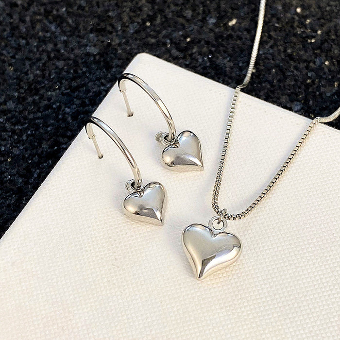 Retro heart-shaped pendant necklace small fresh metallic earrings necklace set