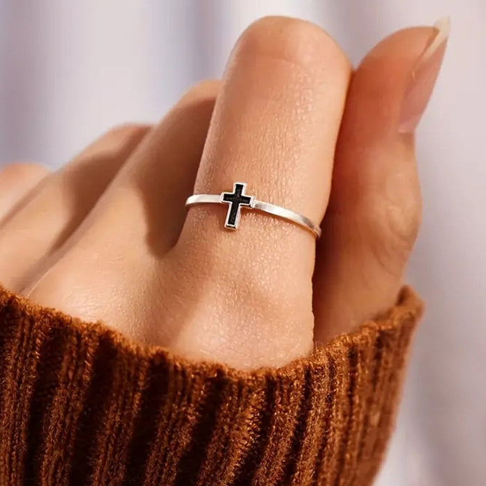 Metal oil painting cross ring for women simple minimalist design