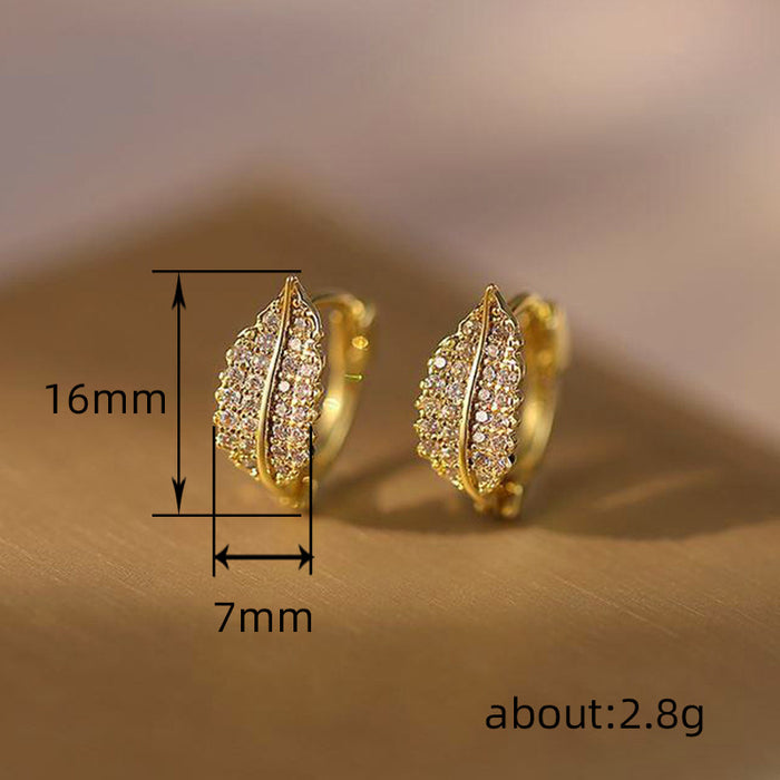 Simple earrings popular design style