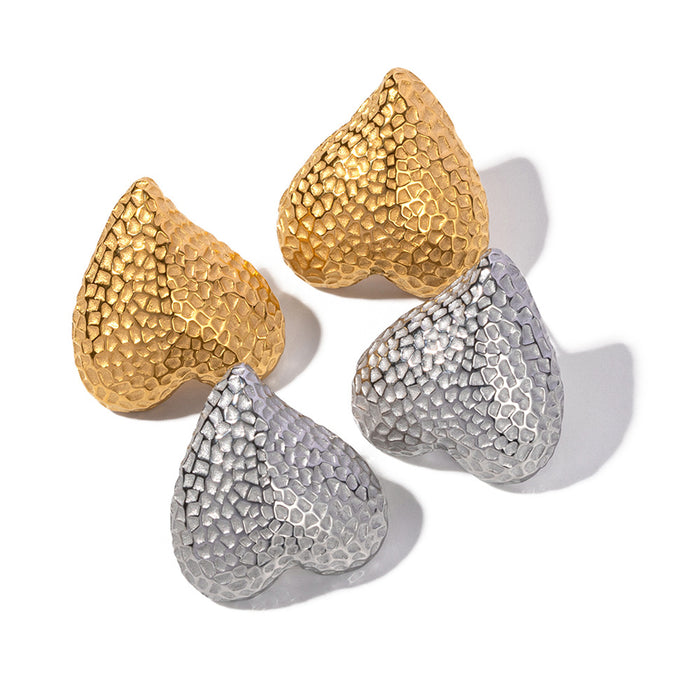 Pendientes de acero inoxidable chapados en oro de 18 quilates con textura de corazón de estilo europeo: joyería de moda para mujeres