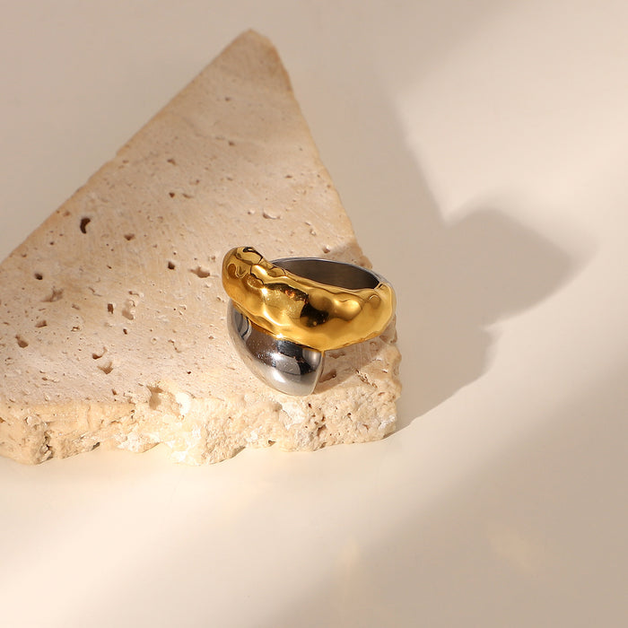 18K Gold Stainless Steel Serpent-Style Ring with Pearl Inlay