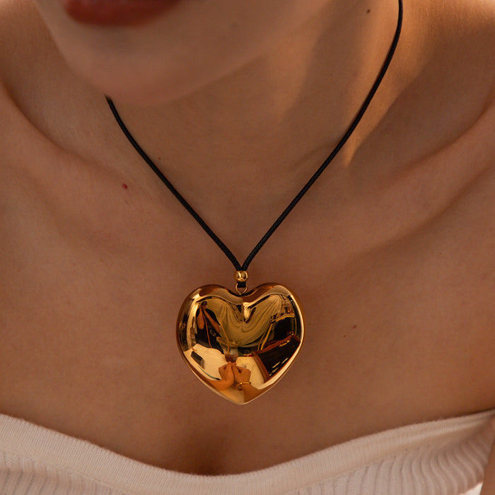 18K Gold-Plated Heart Pendant Necklace with Minimalist Design - Women's Fashion Jewelry