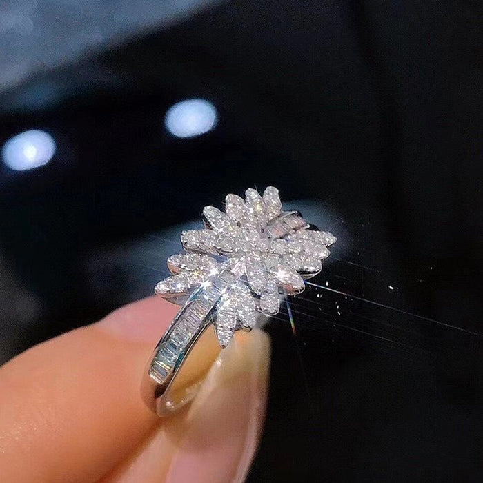 Fashionable and simple micro-inlaid zircon cross ring for women with two-color electroplating design