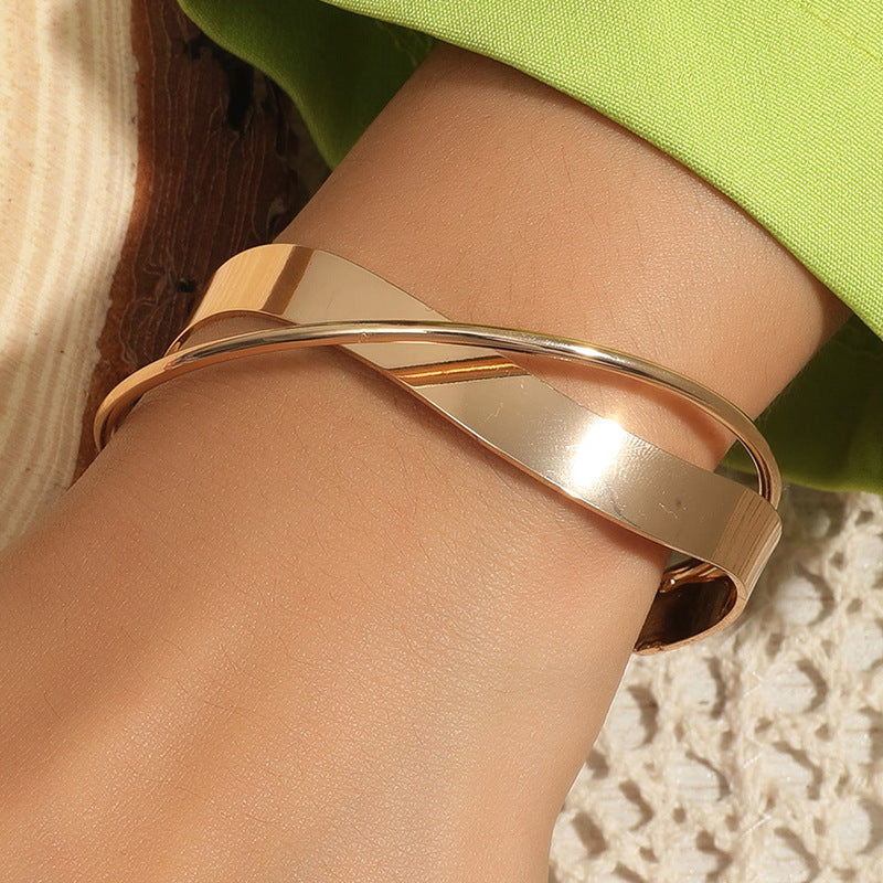 Minimalist Punk Geometric Crossover Bracelet – Metallic Single Chain