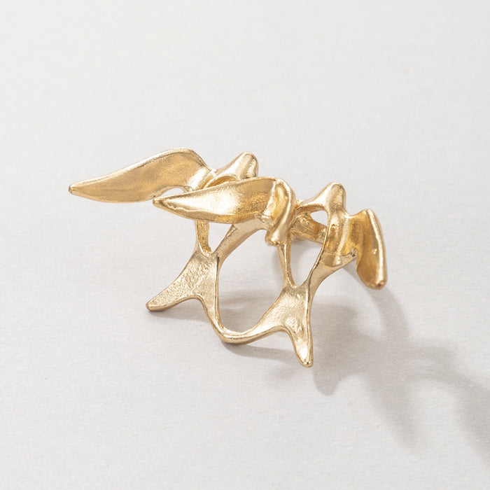 Flying bird hollow irregular animal ring