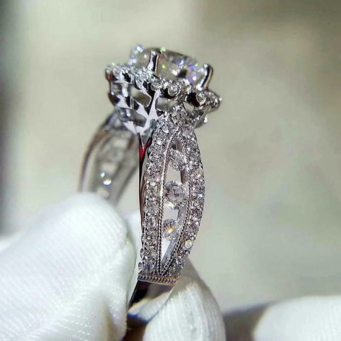 Gypsophila Flower Ring Micro-inlaid Zirconia Fashion Wedding Ring