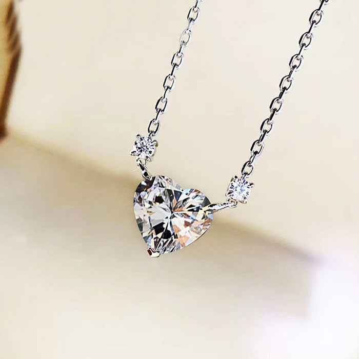 Heart-shaped pink zircon pendant autumn and winter sweater chain