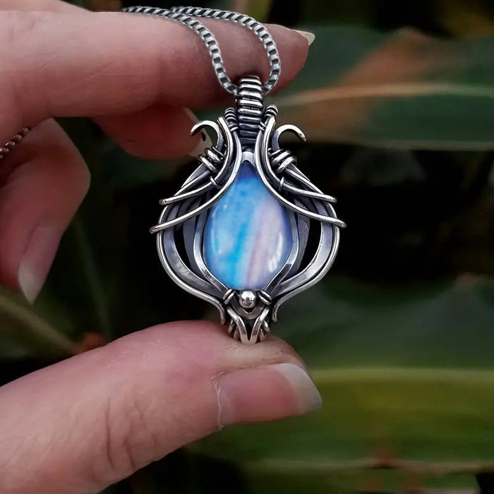 Antique Silver Teardrop Pendant Necklace