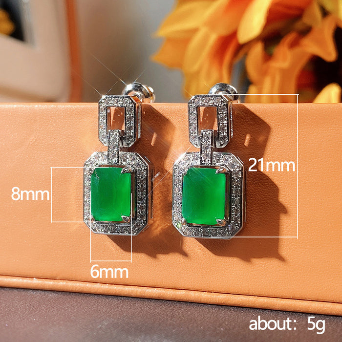 Classic Baguette Emerald Earrings