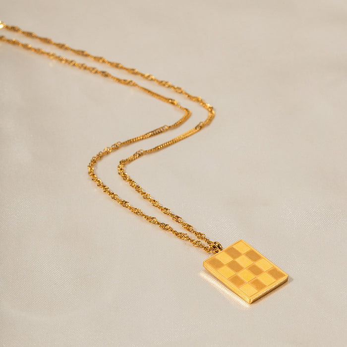 Vintage Checkered Square Pendant Necklace with Gold-Plated Stainless Steel Chain - Women's Fashion Jewelry