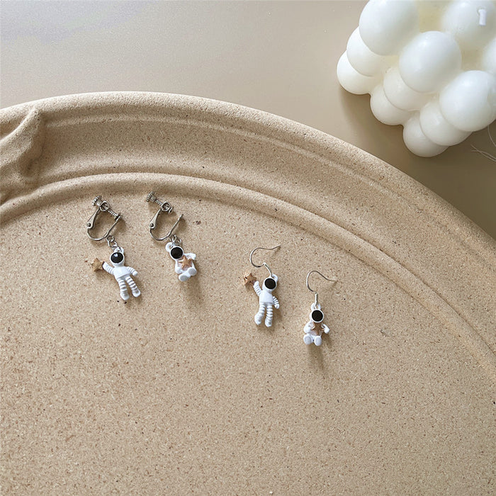 Astronaut earrings design S925 silver needle trend asymmetrical earrings