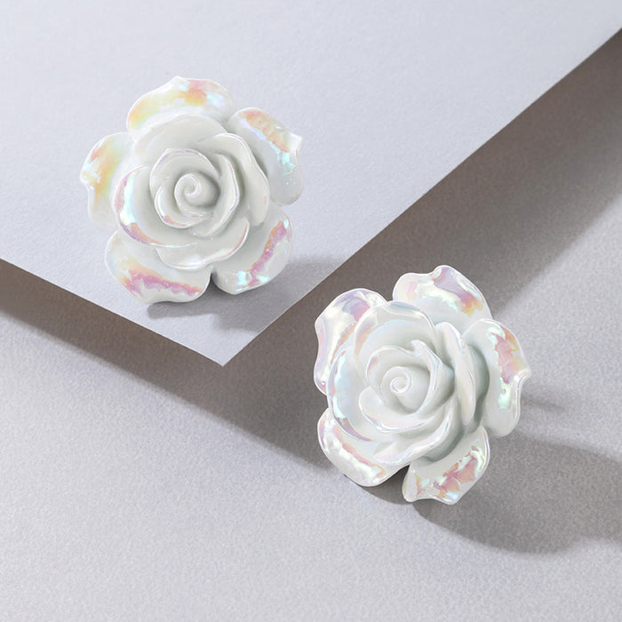 Gradient white camellia ear needle three-dimensional exaggerated flower earrings