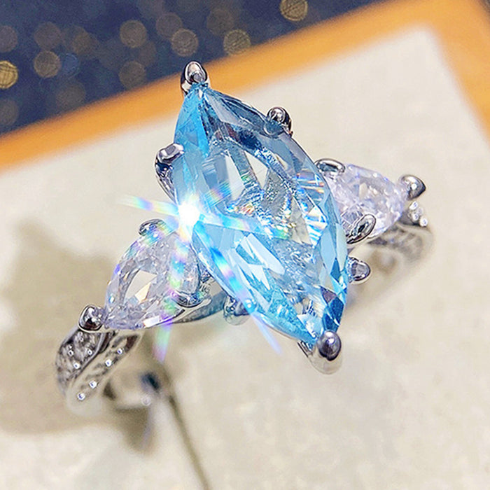 Light blue horse eye zircon ring light luxury design women's ring