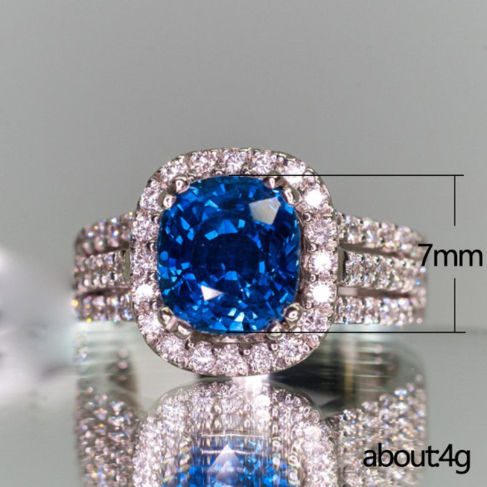 Blue zircon ring inlaid luxury ring