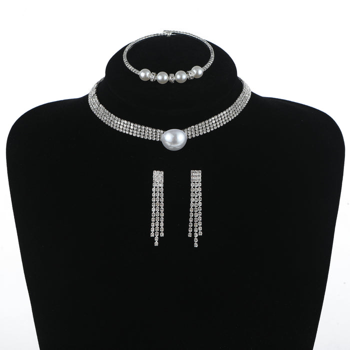 Conjunto de collar y pendientes de moda: diseño de doble hilera de diamantes de imitación