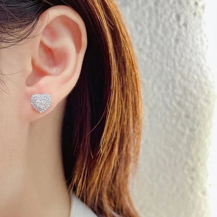 Pendientes de circonitas y diamantes en forma de corazón