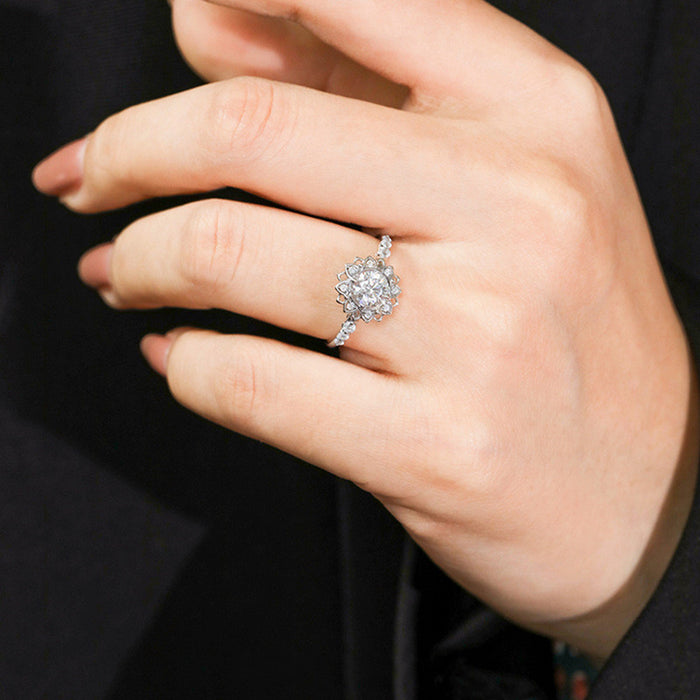 Exquisito anillo de compromiso con flor de copo de nieve, anillo de bodas transfronterizo