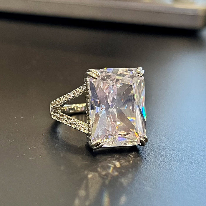 Korean style square diamond ring, light luxury fashion cool style