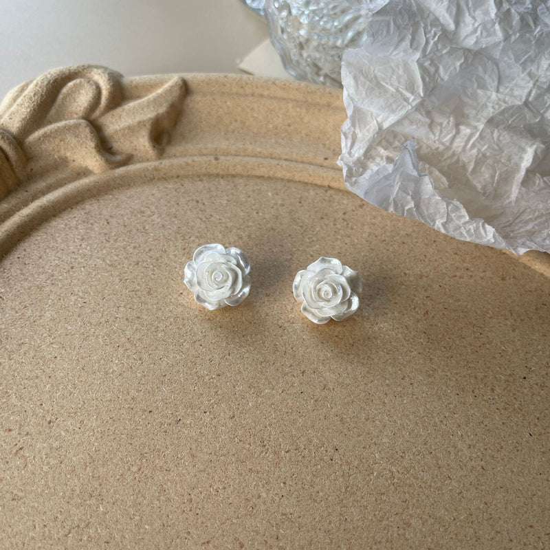 Pendientes de rosa S925 aguja de plata pendientes retro sencillos